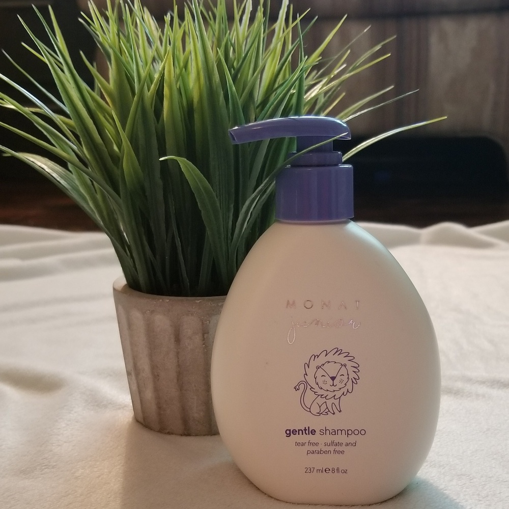 NWT Monat Junior Gentle Shampoo